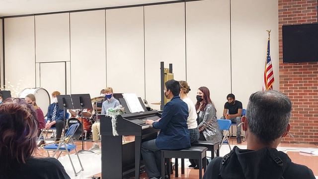 Jingle Bell duet with Erika F смотреть онлайн