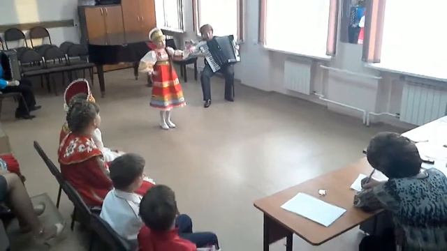Наумова Дарья Возле речки, возле мосту смотреть онлайн
