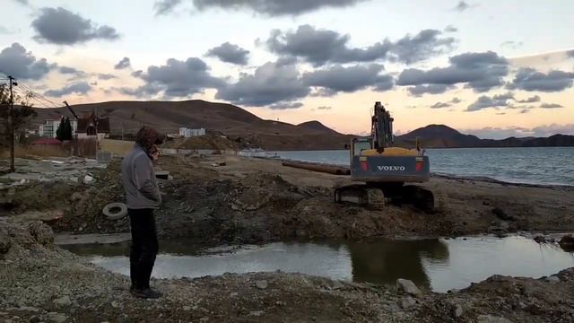 Реконструкция набережной Коктебеля - 14.11.2023 г. смотреть онлайн