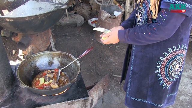 Жайлоолорго келип саамал ичкен эс алуучулардын саны көбөйүүдө смотреть онлайн