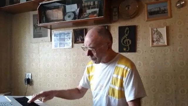 ЕСТЬ только миг между прошлым и будущим... смотреть онлайн