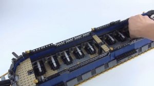 Lego pirate ship MOC : " La Grenouille ", The Bluecoat Frigate. Speed Build