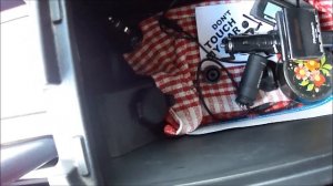 Где находится предохранитель  розетки в подлокотнике на Хонда Аккорд 7 #хонда #аккорд