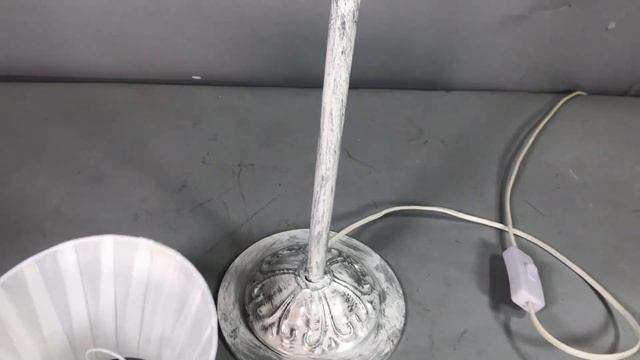 Настольная лампа светильник классика под абажур Е14 российского проидводства Петрасвет S5085-1.2022 смотреть онлайн