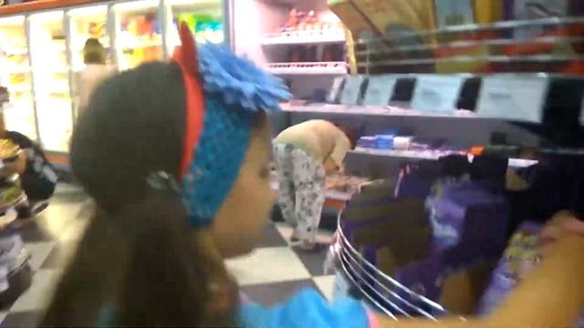 Супермаркет Клевер смотреть онлайн