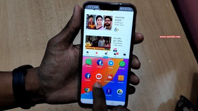 Split Screen in Huawei Honor Play | EMUI 8.2 смотреть онлайн