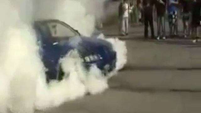 Неудачная пробуксовка Burnout FAIL смотреть онлайн