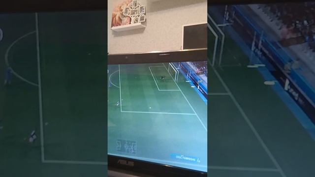 Играю в футбол на компьютере смотреть онлайн