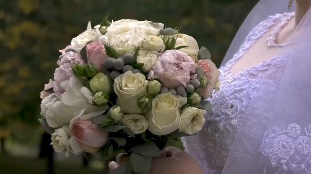 Wedding bridal bouquet. Букет невесты. ( Video Background Stock Footage Free ) смотреть онлайн