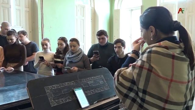 В музыкальном училище Сухуми, завершен капитальный ремонт первого этажа смотреть онлайн