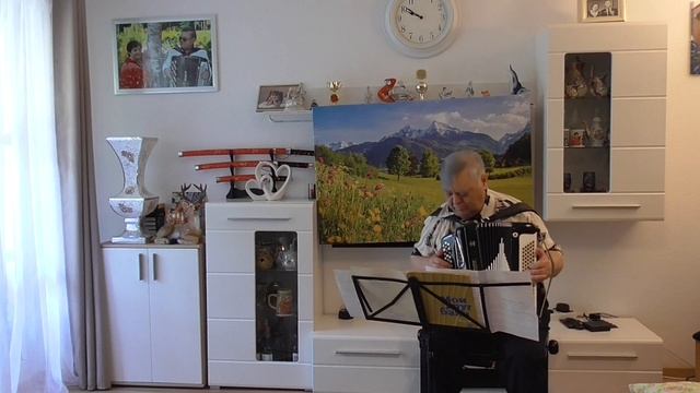 Муз. А. Зацепин " Помоги мне" исп.В.Мозбах. смотреть онлайн