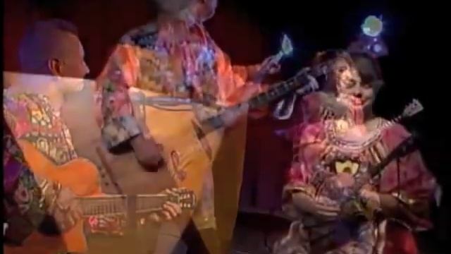 Балалайка музыка смесь - Balalaika(instrument) mix - Música folclórica Rusa - Trio Barynya.wmv смотреть онлайн