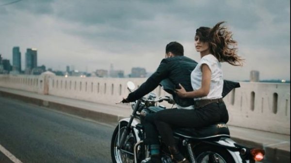 Стих  Договорились не любить. , Автор  Deacon Sherola