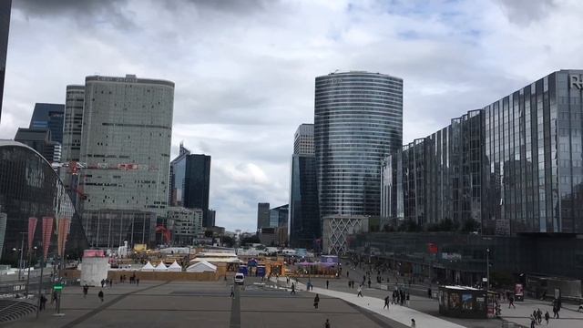 Grande Arche de La Défense, Paris смотреть онлайн