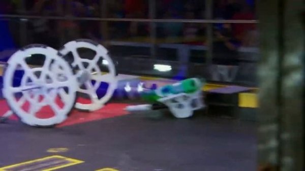 САМЫЕ ГОРЯЧИЕ БОИ РОБОТОВ 2019! ☢ BattleBots ☢
