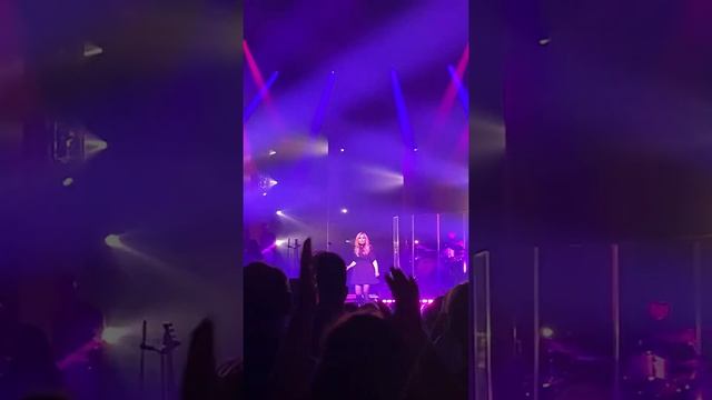 Lara Fabian - FULL FANCAM LIVE SHOW #2 ('Best of' Tour, Montreal | June 15 2022) (Eng subs) смотреть онлайн