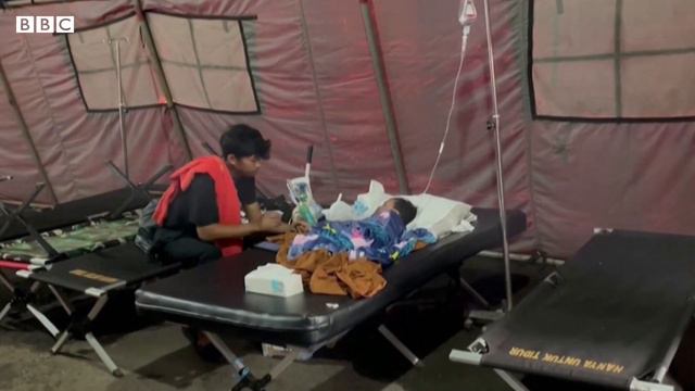 Индонезиядагы зилзала: беш жашар бала үч күндөн кийин куткарылды - BBC Kyrgyz смотреть онлайн