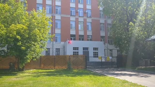 Колледж сферы услуг № 10, улица Панфилова 6, район Сокол, Москва смотреть онлайн