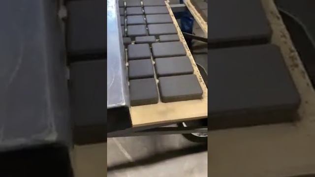 Брусчатка толщина 4см. Вибропресс PRotos-300 г.Самара. смотреть онлайн