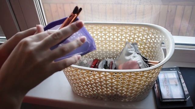 Расхламление /Разбираем декоративную косметику /МИНИМАЛИЗМ смотреть онлайн