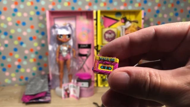 LOL Surprise OMG Remix Pop B.B. & Kitty K Unboxing Toy Review | TadsToyReview смотреть онлайн