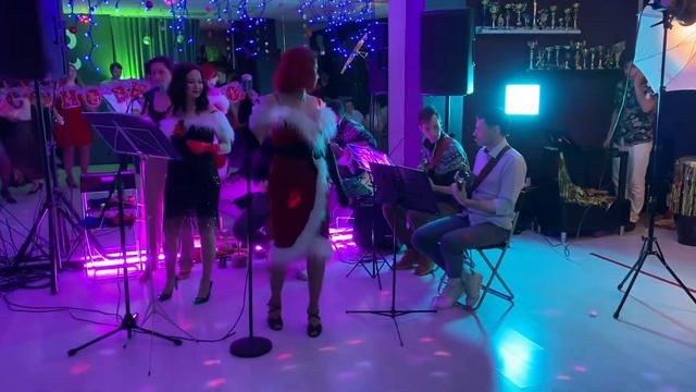 Jazz U. B. Концерт AC 19.12.22 смотреть онлайн