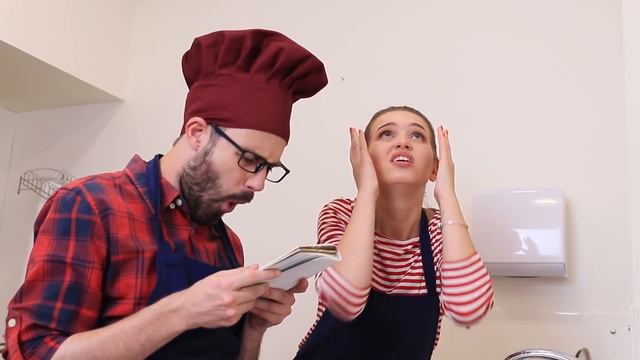 12 типов людей в кафе смотреть онлайн