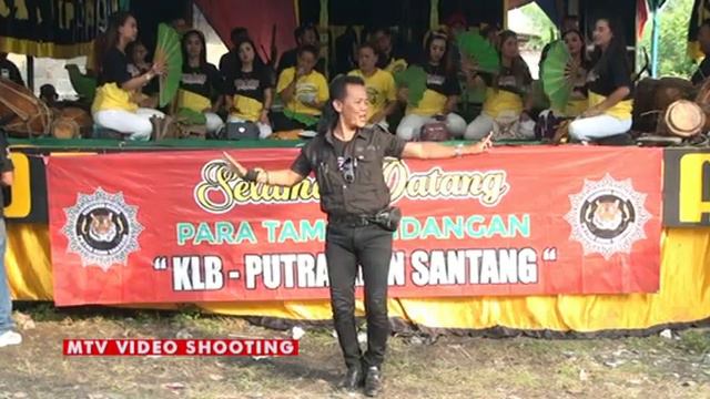 DEDE KOSWARA OCENG PUTRA BPK AANG PUTRA KIAN SANTANG 1 смотреть онлайн