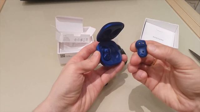 Наушники True Wireless Samsung Buds Live Blue (SM R180N) смотреть онлайн