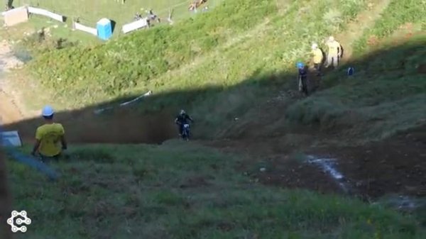 Impossible-Climb-Arette-Modified-Monster_375.mp4