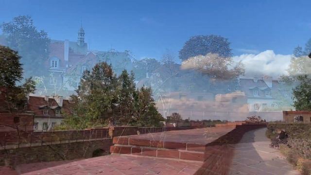 Сказочный старый город в Варшаве. Рыночная площадь. Антикварный магазин