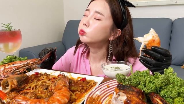 RUS SUB) огромный креветка приготовление пищи Китайская лапша со сладковатым бульоном?Ssoyoung