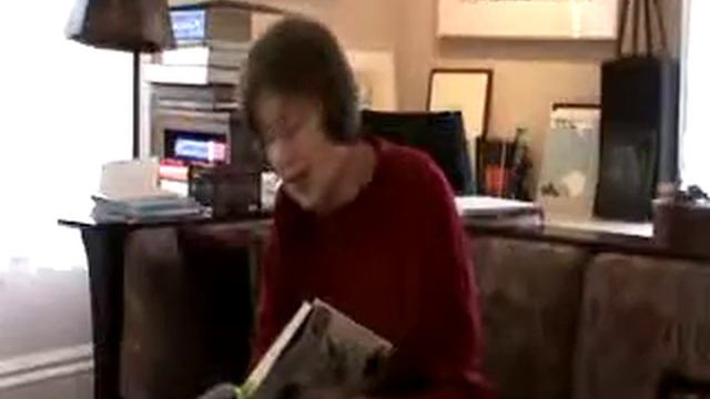 Poet Gail Mazur reads "Baseball" смотреть онлайн