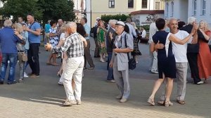 Потанцуй Под Музыку Мою, Всё Равно, Что В Жизни Суждено...