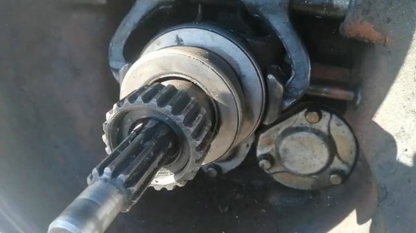 Замена выжимных подшипников на тракторе Т-40АМ