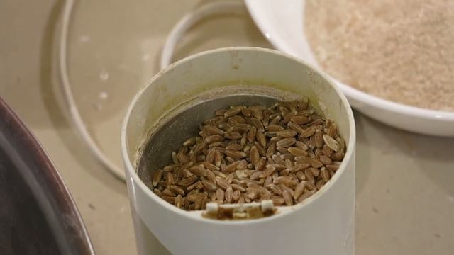 Growing Bread - The Epic Journey from Seed to Loaf смотреть онлайн