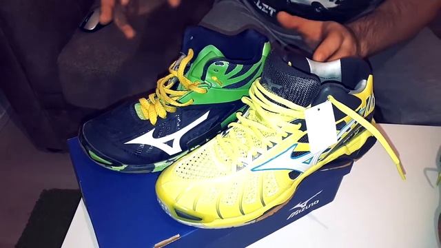 Кроссовки Mizuno Wawe Tornado X Mid (волейбольные) WAVE LIGHTNING Z2 и стельки Scholl GelActiv Spor смотреть онлайн