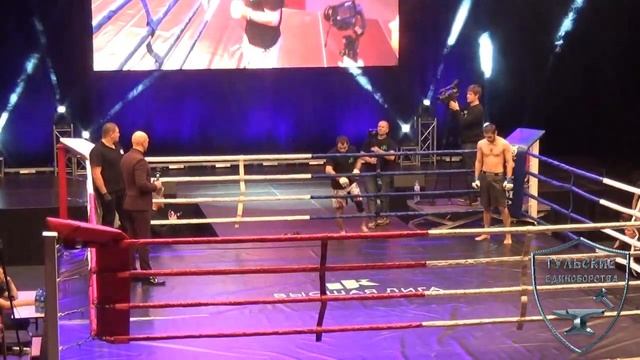 Шикарные моменты из смешанных единоборств (MMA), кикбоксинга (K-1), бокса. смотреть онлайн