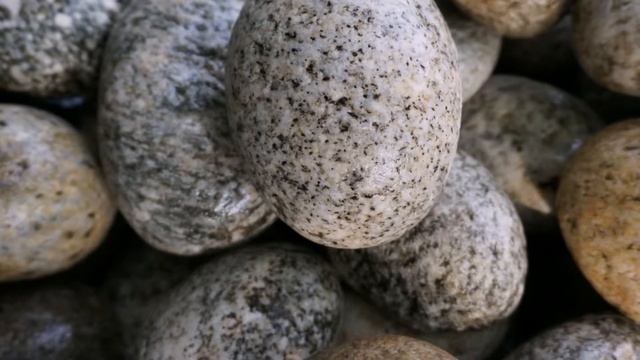 Галька речная шары смотреть онлайн