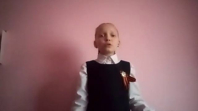 Сайфутдинова Златослава, 10 лет, Сергей Михалков «Детский ботинок» смотреть онлайн