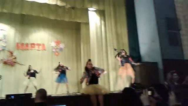 Прикольный танец смотреть онлайн