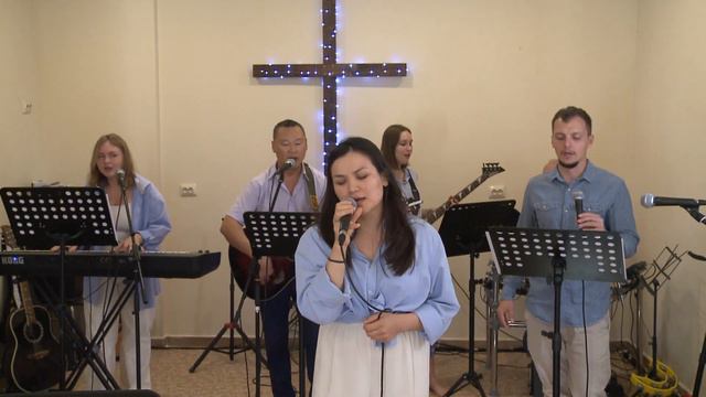 Воскресное прославление в церкви смотреть онлайн