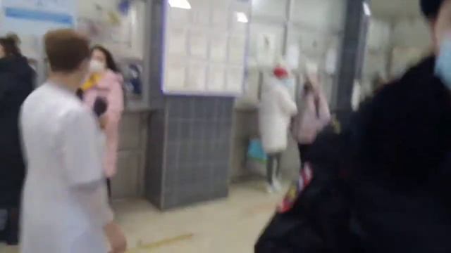 Сотрудники ПОЛИЦИИ ставят себя выше граждан в г. Ливны Орловской обл. РФ!! смотреть онлайн