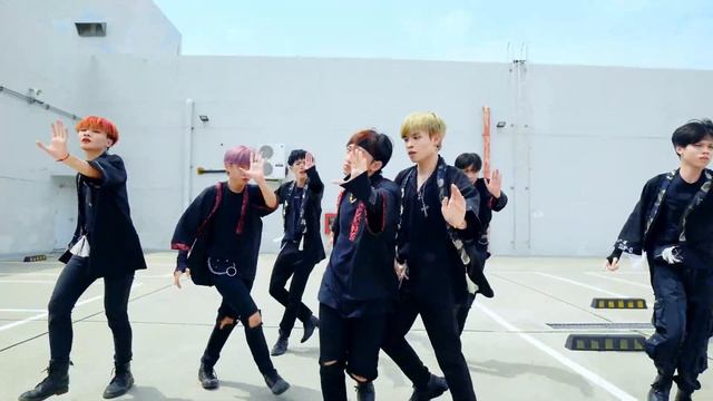 [KPOP IN PUBLIC] STRAY KIDS (스트레이 키즈) - BACK DOOR ★ Dance Cover by WM279 Crew ★ Vietnam ★ смотреть онлайн