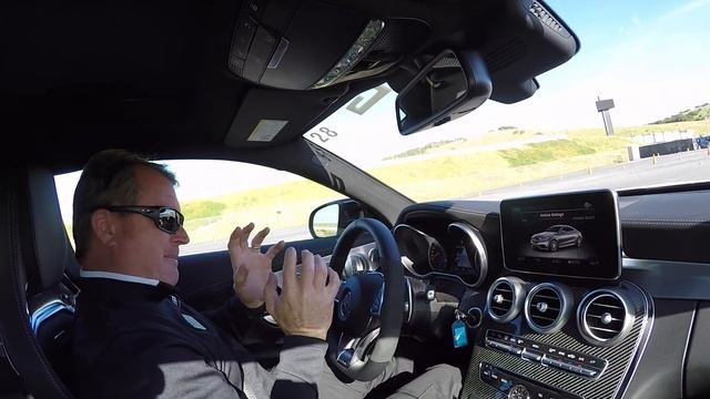 AMG Launch Control Race Start C63S how to well explained by an AMG Mercedes Benz PRO смотреть онлайн