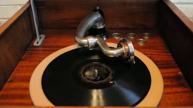 Let´s Make Up-Fox Trot- George Olsen & His Music 1926 смотреть онлайн