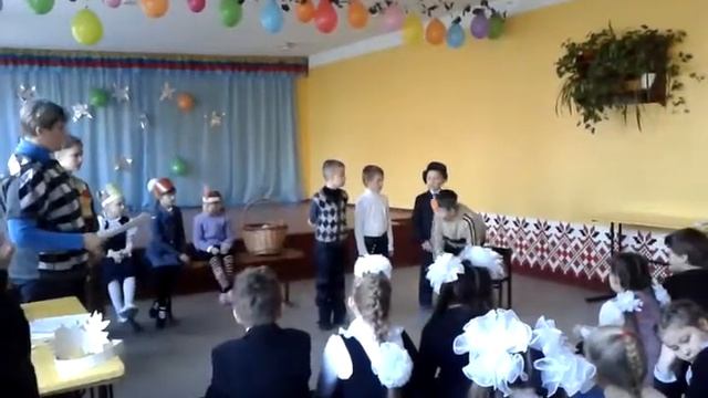 Ст-Луганская ООШ 4.12.2013г. Праздник осени 3-Бкл смотреть онлайн