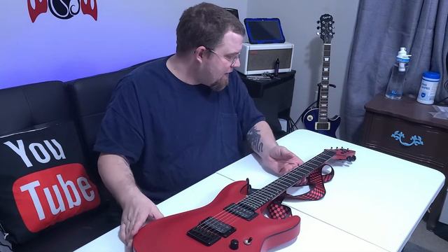 Schecter C1 "Deadpool" Unboxing смотреть онлайн