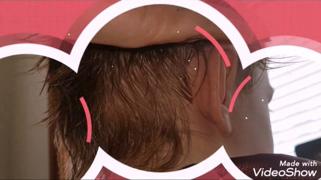 Boys Haircut Like a Hat with long Hair at the Neck смотреть онлайн