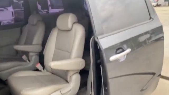 KIA CARNIVAL смотреть онлайн